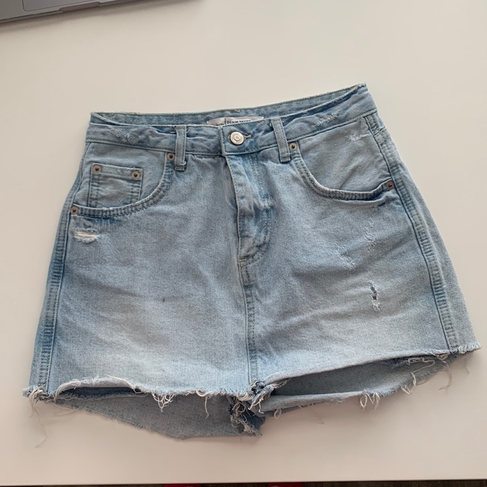 Jean skort